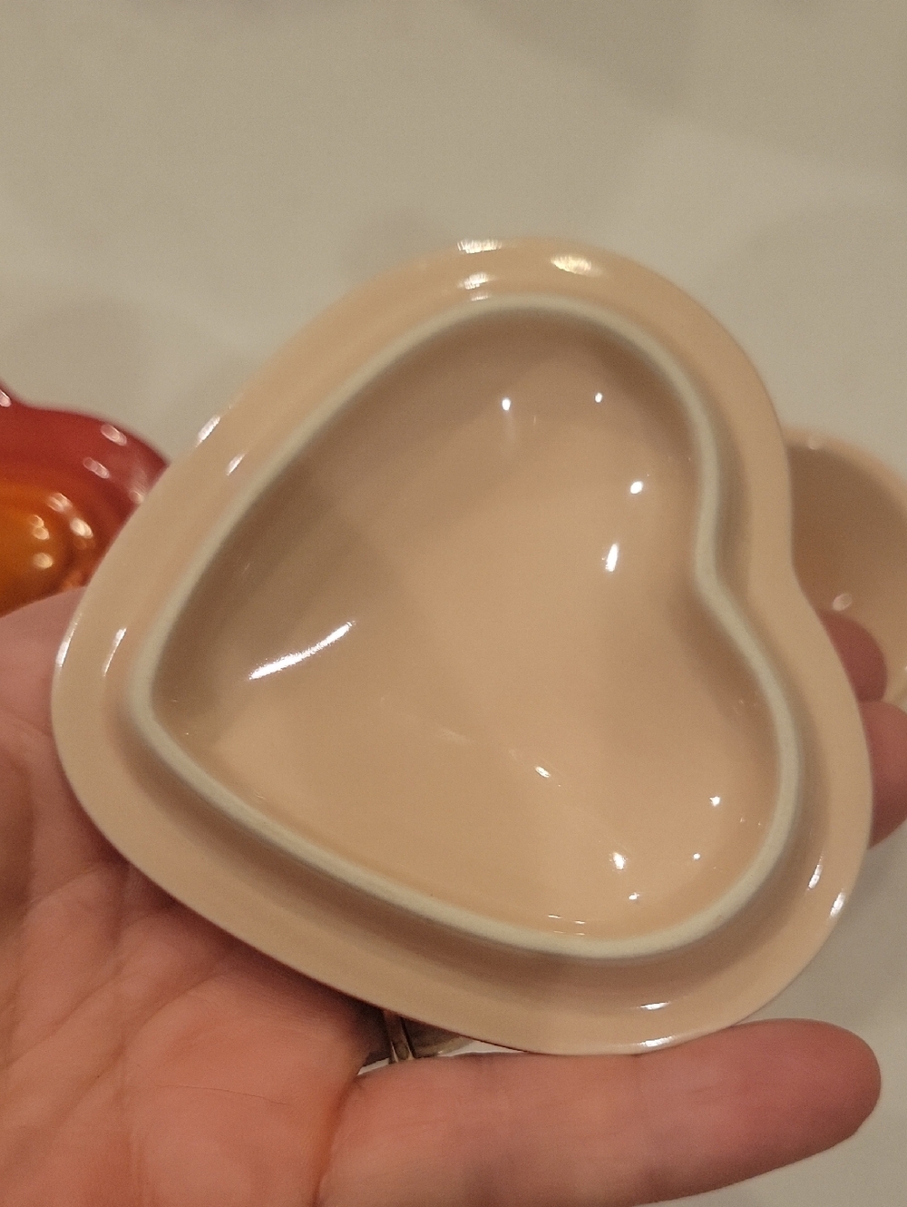 Mini Le Creuset Flame Hearts - Picture 5 of 10